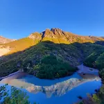 Riza Bed and Breakfast Polisi i Vogel