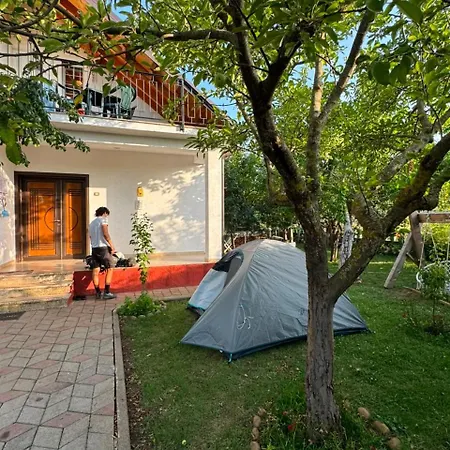 Bed & Breakfast Riza Puke